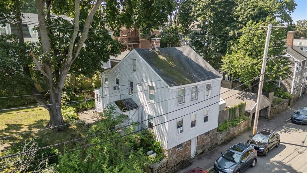 Condominium at 26 Wallis Street # 1, Beverly MA 01915, Beverly, photo 37 of 40