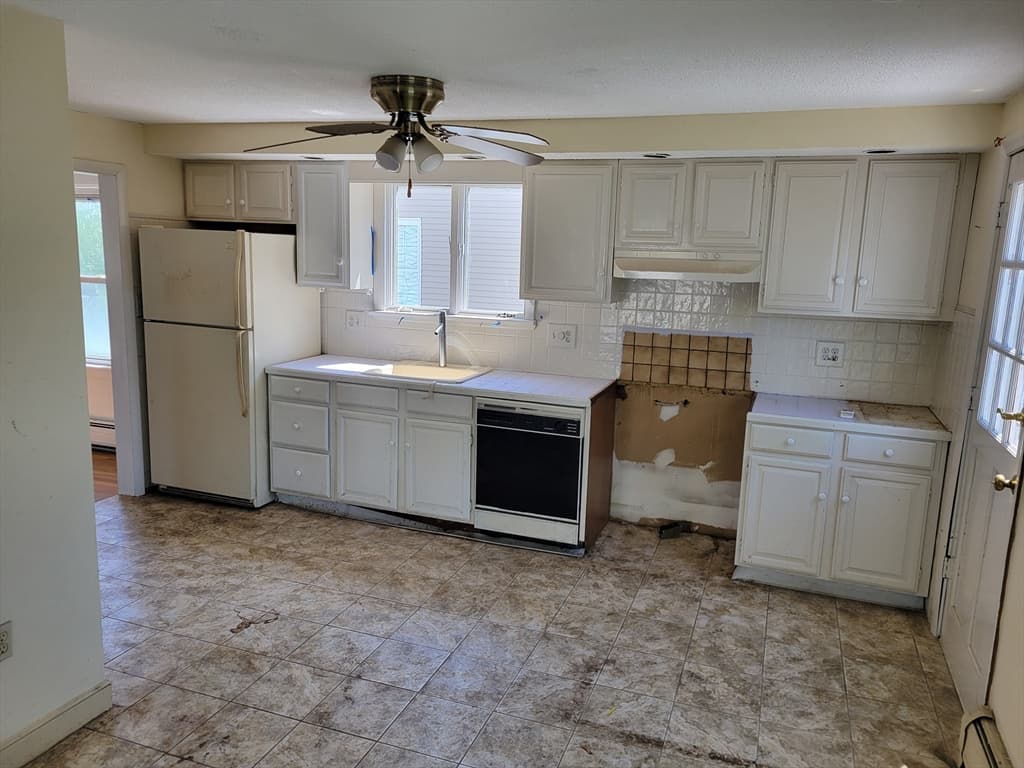 Single Family Residence at 43 Fowler Ave., Revere MA 02151, Revere, photo 5 of 9