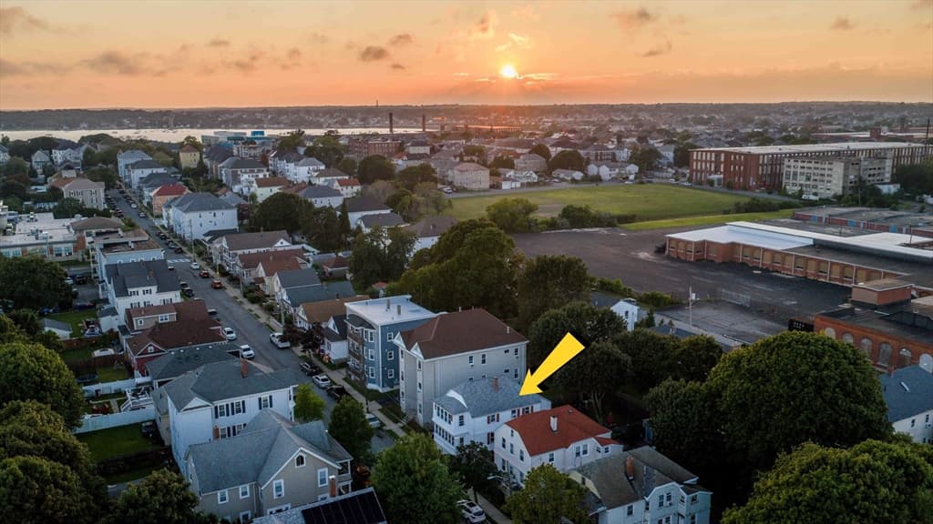 23 Rodney St, New Bedford MA 02744