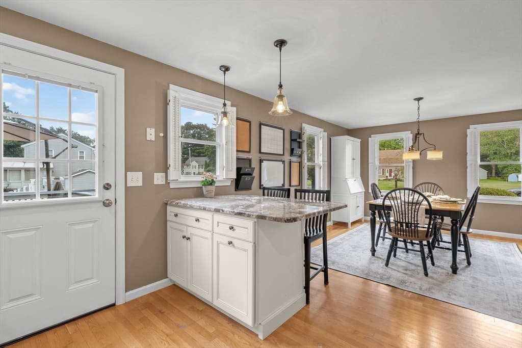 Single Family Residence at 12 Enwright Way, Bridgewater MA 02324, Bridgewater, photo 10 of 42