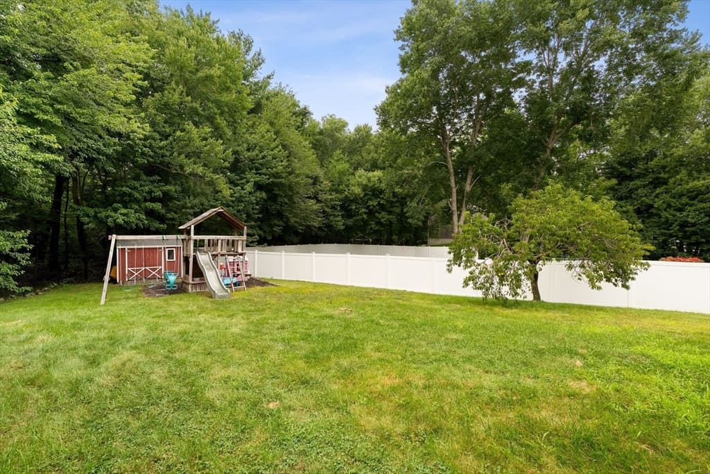 Single Family Residence at 12 Enwright Way, Bridgewater MA 02324, Bridgewater, photo 35 of 42
