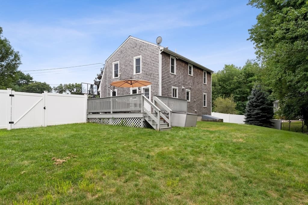 Single Family Residence at 12 Enwright Way, Bridgewater MA 02324, Bridgewater, photo 31 of 42