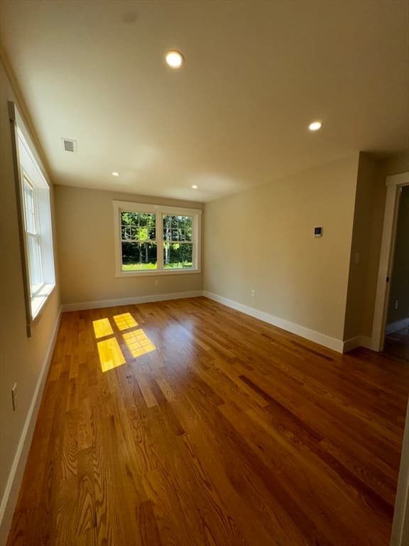 Condominium at 191 Oxford Ave # 2, Dudley MA 01571, Dudley, photo 12 of 32