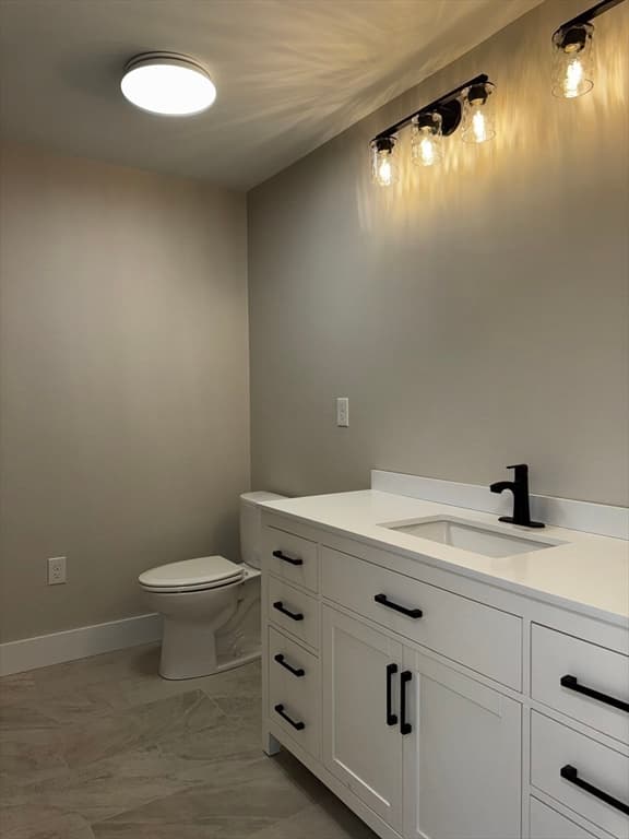 Condominium at 191 Oxford Ave # 2, Dudley MA 01571, Dudley, photo 26 of 32