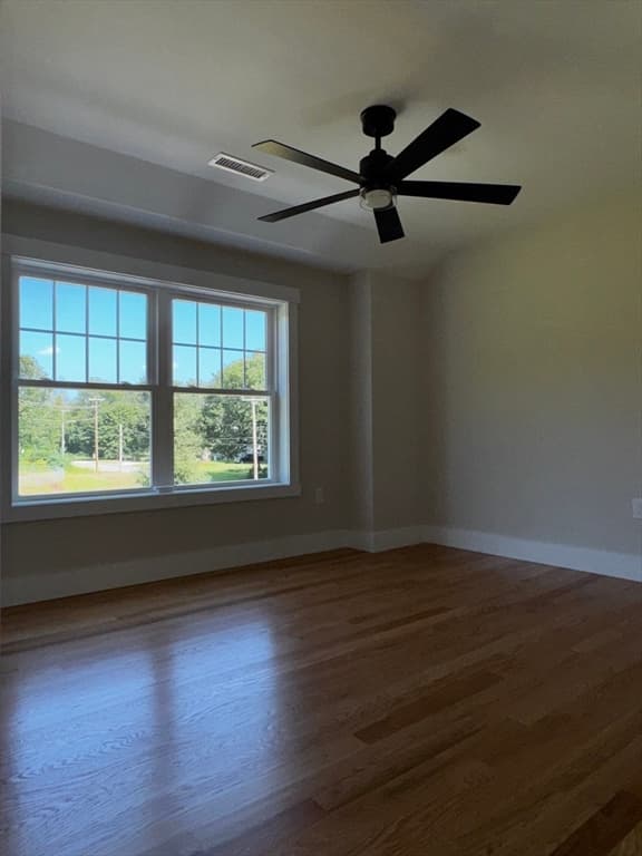 Condominium at 191 Oxford Ave # 2, Dudley MA 01571, Dudley, photo 28 of 32