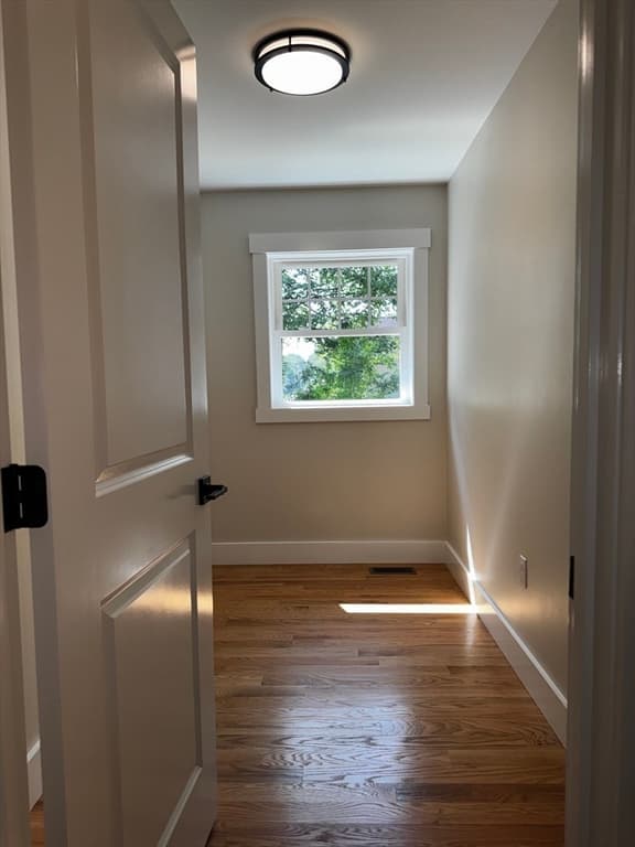 Condominium at 191 Oxford Ave # 2, Dudley MA 01571, Dudley, photo 30 of 32