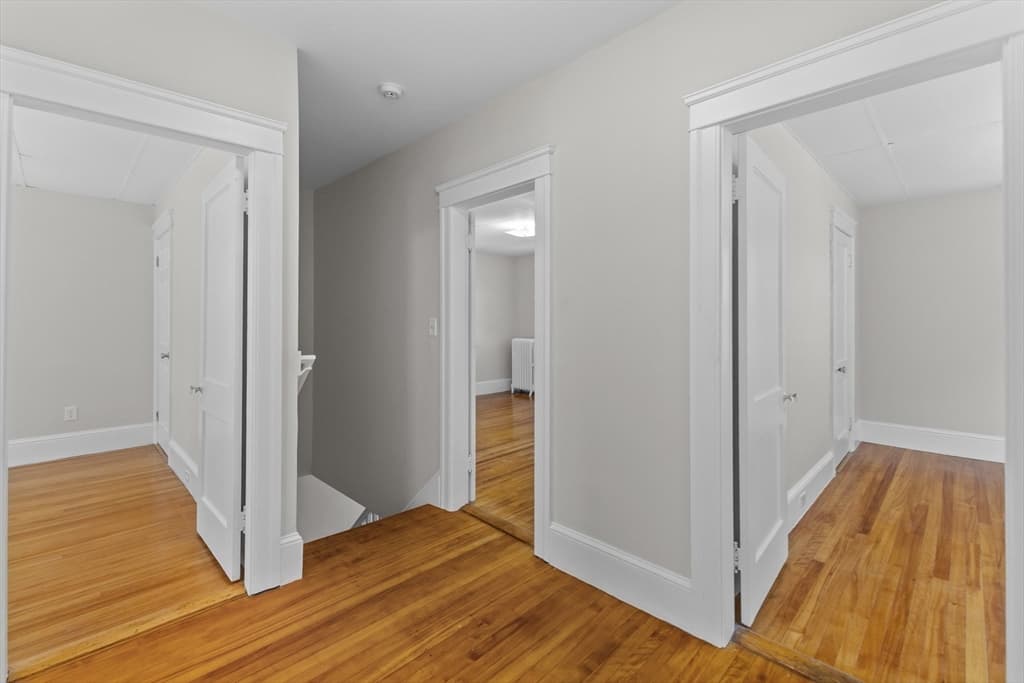 Single Family Residence at 33 Clearview Ave, Worcester MA 01605, Worcester, photo 27 of 41
