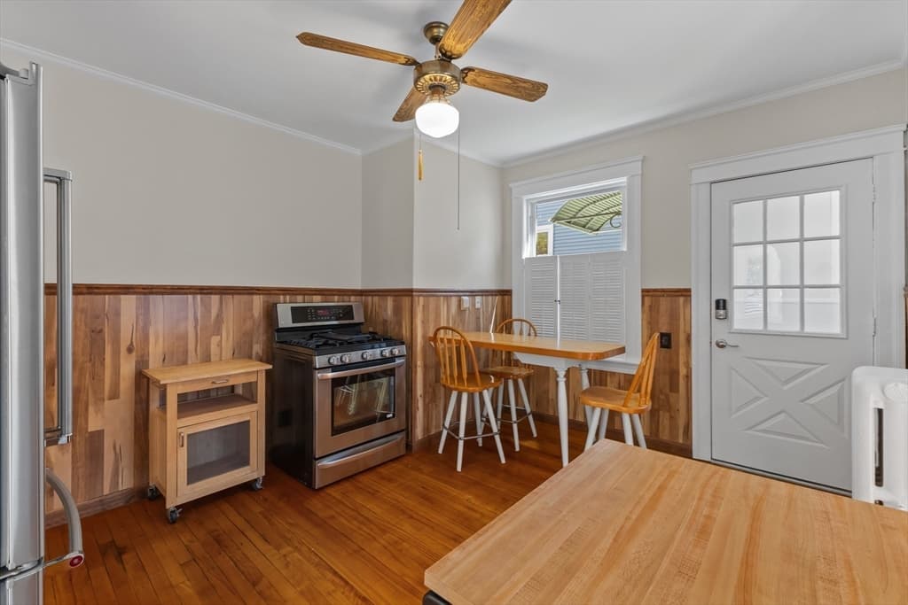 Single Family Residence at 33 Clearview Ave, Worcester MA 01605, Worcester, photo 21 of 41