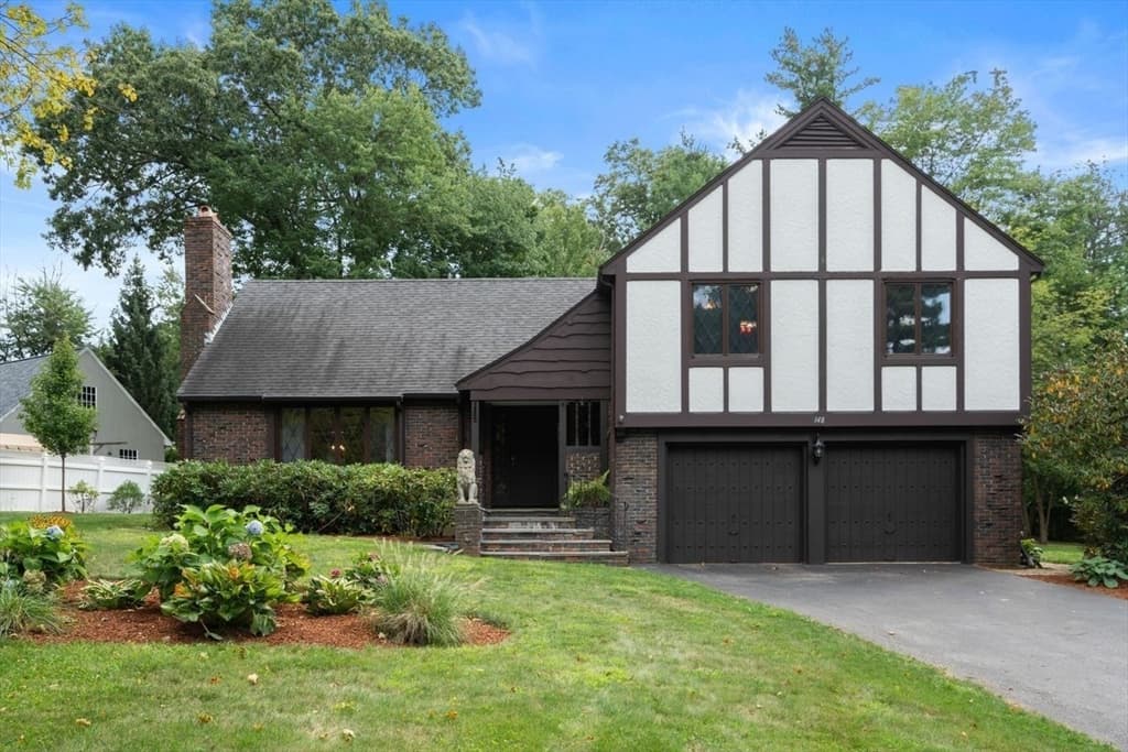 Single Family Residence at 148 Sandra Lane, North Andover MA 01845, North Andover, photo 2 of 38