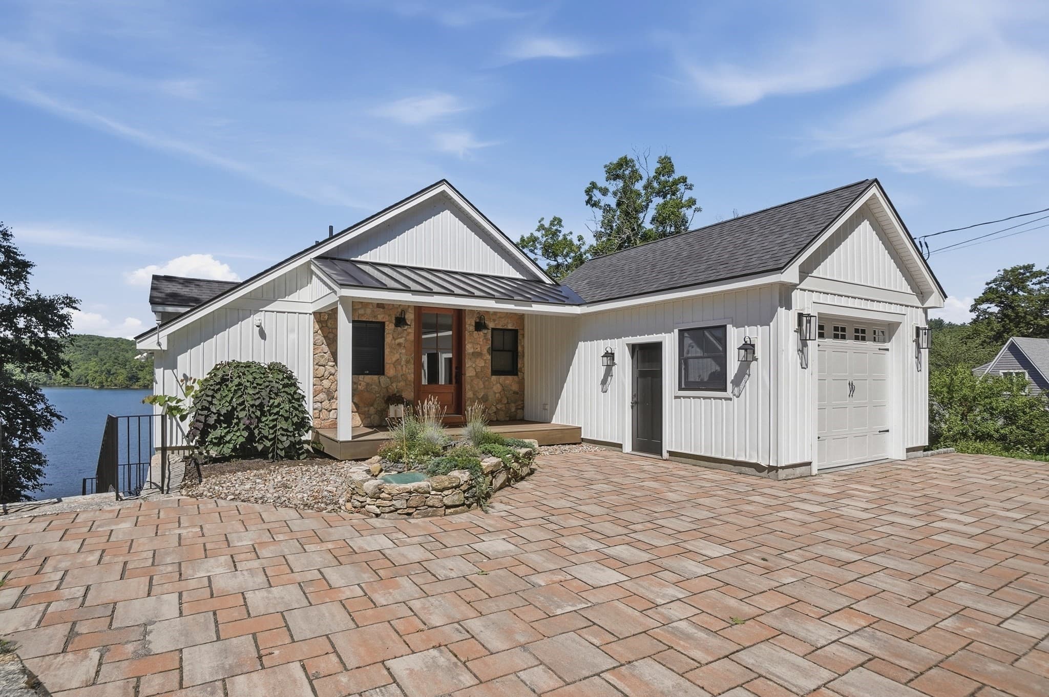 Single Family Residence at 182 Manchaug Road, Sutton MA 01590, Sutton, photo 4 of 41