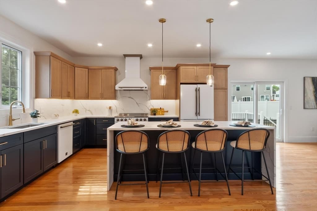 Single Family Residence at 5 Manson Rd, Swampscott MA 01907, Swampscott, photo 12 of 31