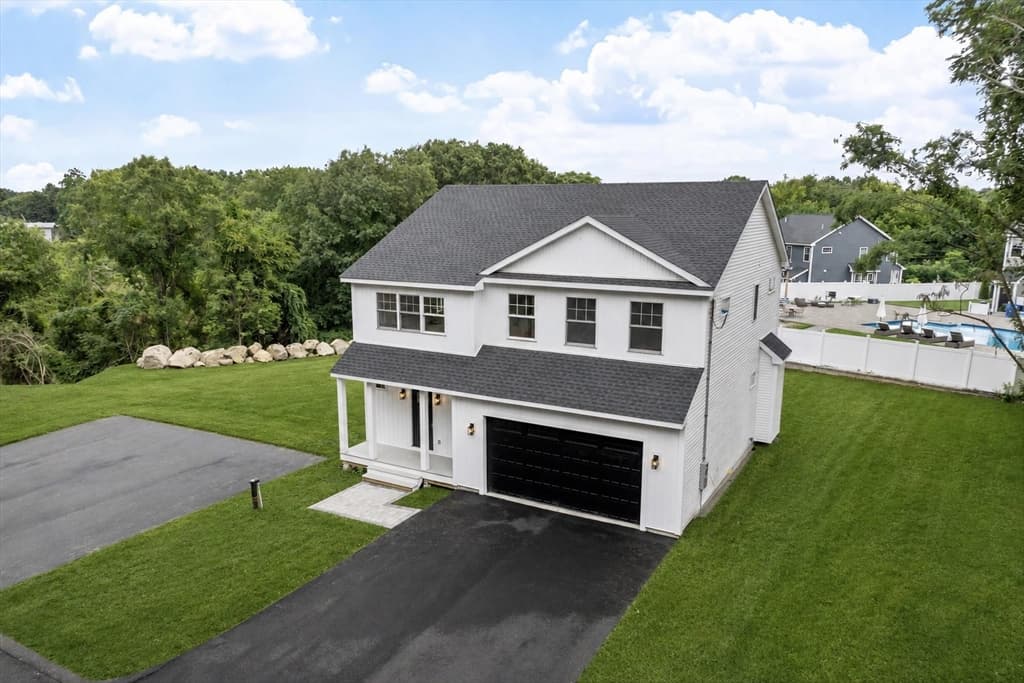 5 Manson Rd, Swampscott MA 01907