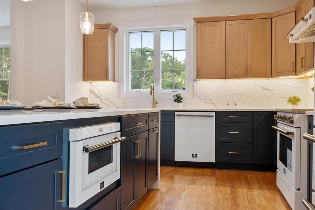Single Family Residence at 5 Manson Rd, Swampscott MA 01907, Swampscott, photo 15 of 31
