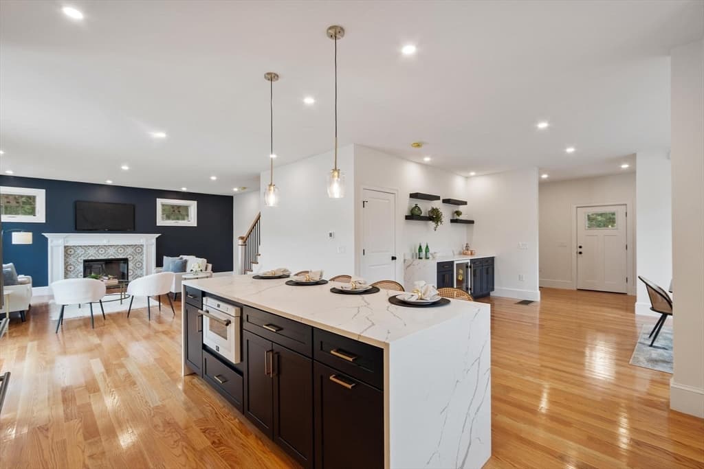 Single Family Residence at 5 Manson Rd, Swampscott MA 01907, Swampscott, photo 11 of 31