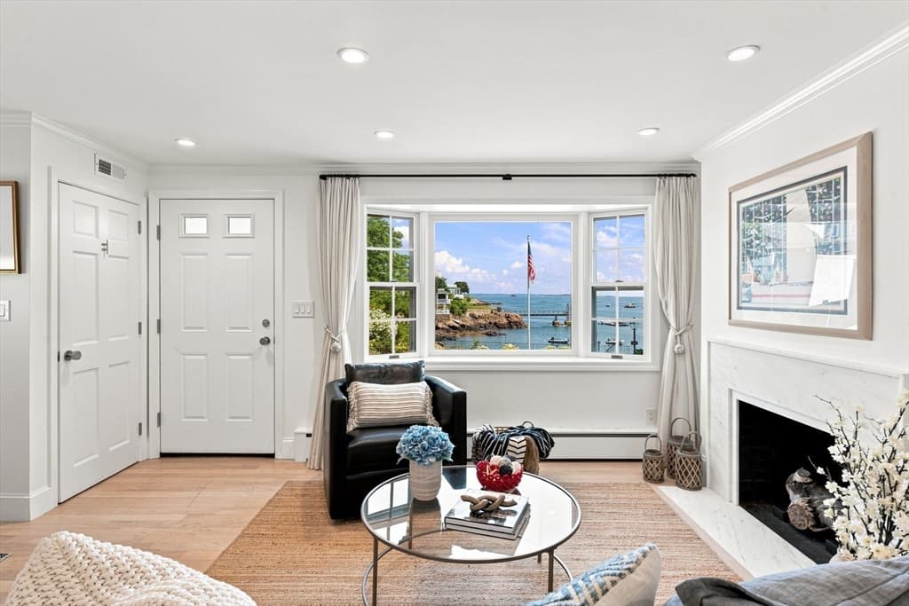 Single Family Residence at 5 Leslie Cove, Marblehead MA 01945, Marblehead, photo 7 of 32