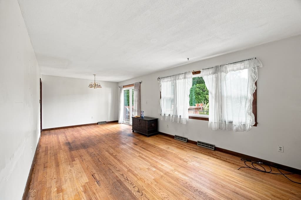 Single Family Residence at 115 Bemis Rd, Holyoke MA 01040, Holyoke, photo 10 of 30