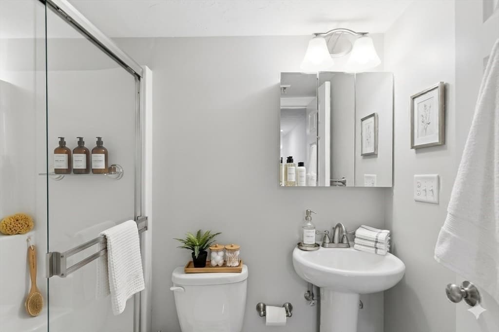 Condominium at 37 Jefferson Dr # 1, Lexington MA 02420, Lexington, photo 32 of 42
