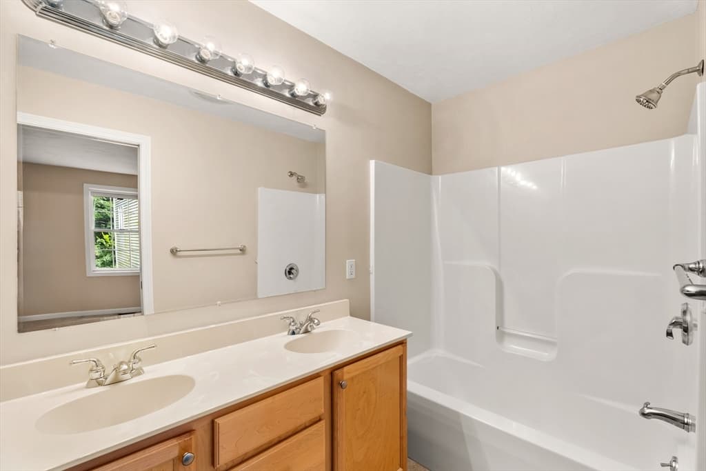 Condominium at 7 Hartswood Drive # 41, Haverhill MA 01830, Haverhill, photo 18 of 18