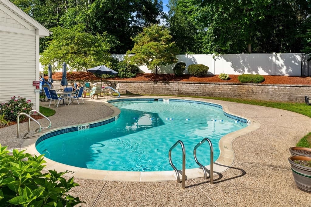 Condominium at 7 Hartswood Drive # 41, Haverhill MA 01830, Haverhill, photo 40 of 40