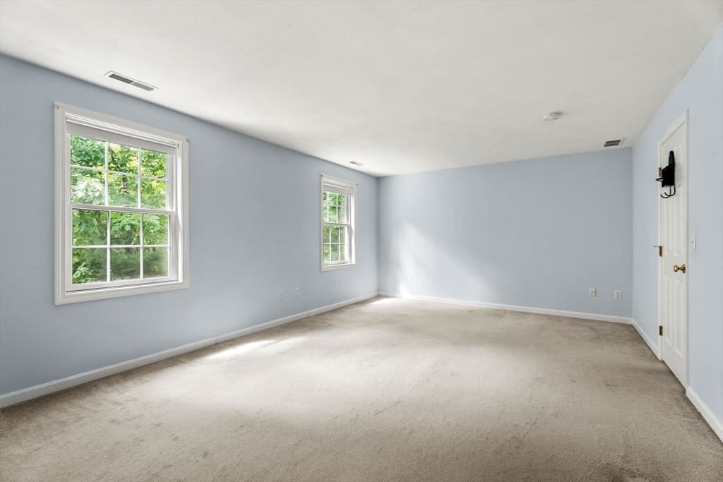Condominium at 7 Hartswood Drive # 41, Haverhill MA 01830, Haverhill, photo 25 of 40