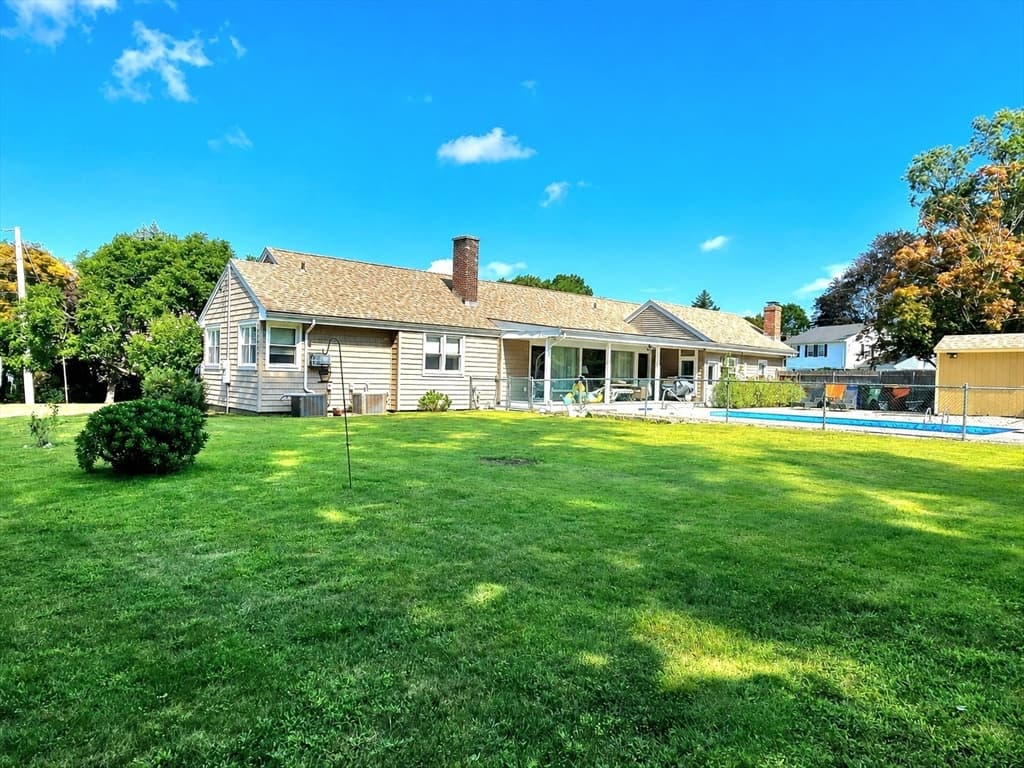 Single Family Residence at 1015 Madison St, Fall River MA 02720, Fall River, photo 37 of 42