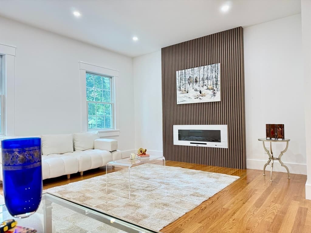 Single Family Residence at 32 Hickory Cliff Rd, Newton MA 02464, Newton, photo 9 of 42