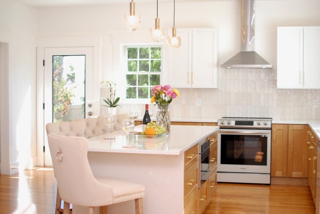Single Family Residence at 32 Hickory Cliff Rd, Newton MA 02464, Newton, photo 14 of 42