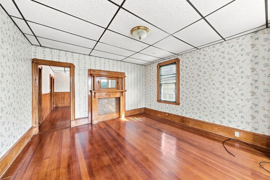 3 Family at 99 Hazard St, New Bedford MA 02740, New Bedford, photo 23 of 38