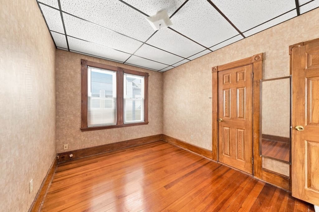 3 Family at 99 Hazard St, New Bedford MA 02740, New Bedford, photo 20 of 38