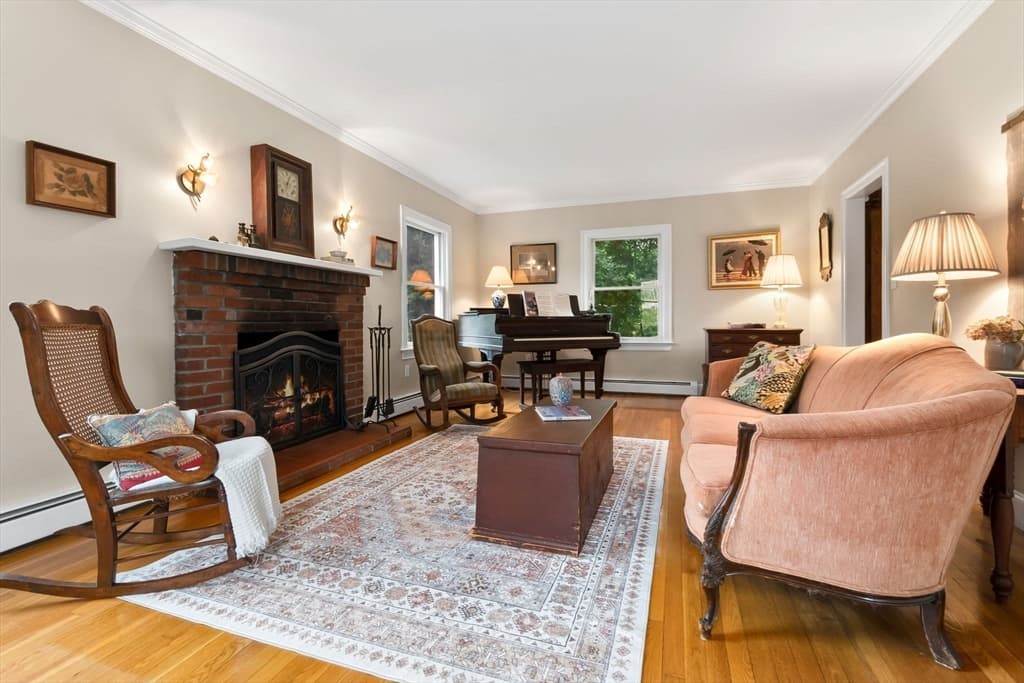 Single Family Residence at 135 Linebrook Rd, Ipswich MA 01938, Ipswich, photo 18 of 42