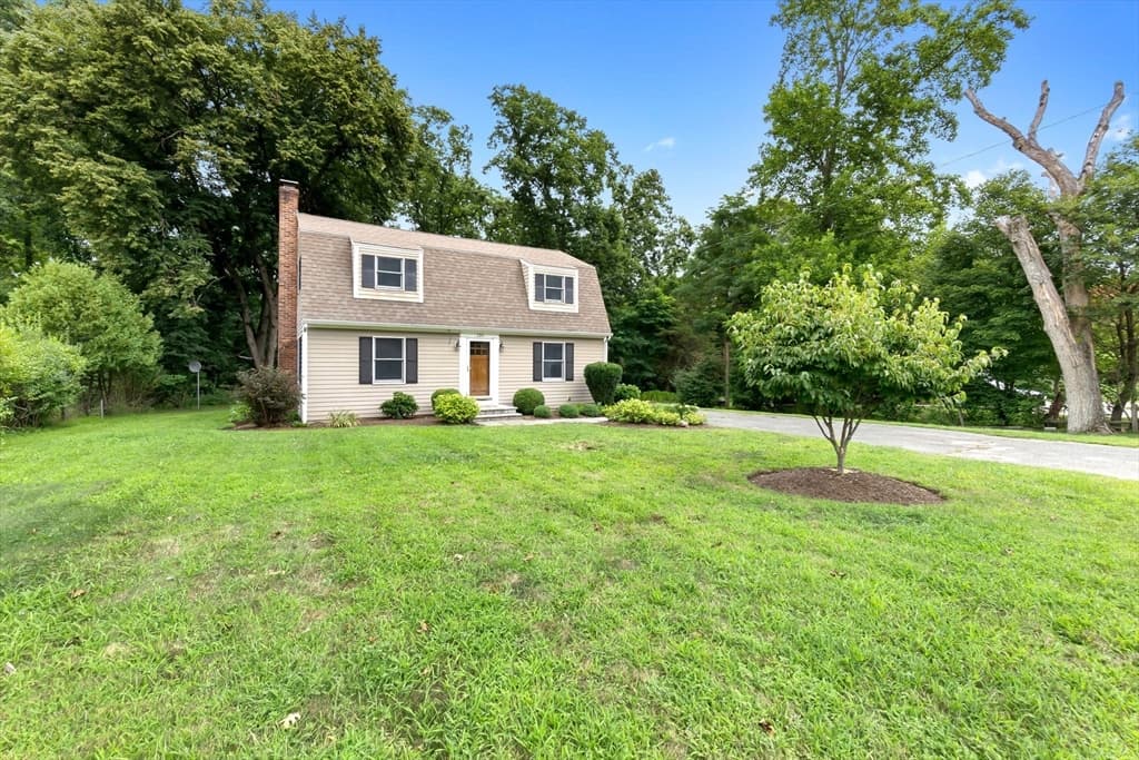 Single Family Residence at 135 Linebrook Rd, Ipswich MA 01938, Ipswich, photo 37 of 42