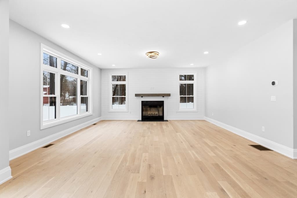 Single Family Residence at Lot 3 - 14 Earle Stewart Ln, Wrentham MA 02093, Wrentham, photo 13 of 37
