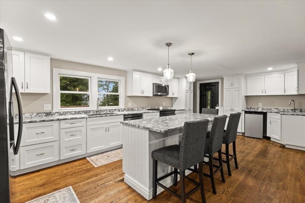 Single Family Residence at 46 Harvard St, Halifax MA 02338, Halifax, photo 12 of 28