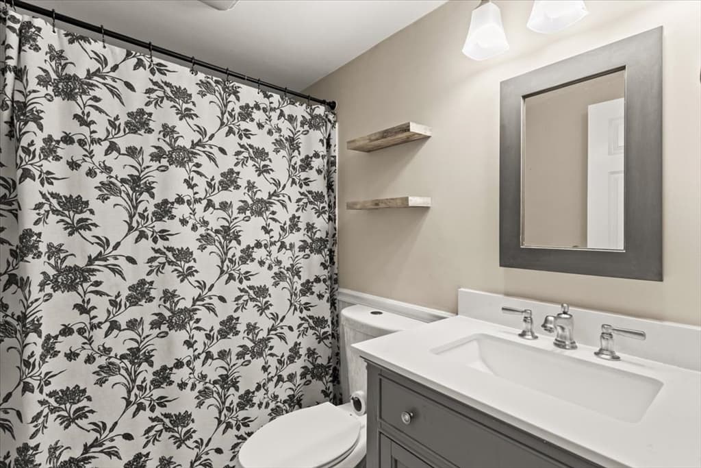Single Family Residence at 46 Harvard St, Halifax MA 02338, Halifax, photo 21 of 28