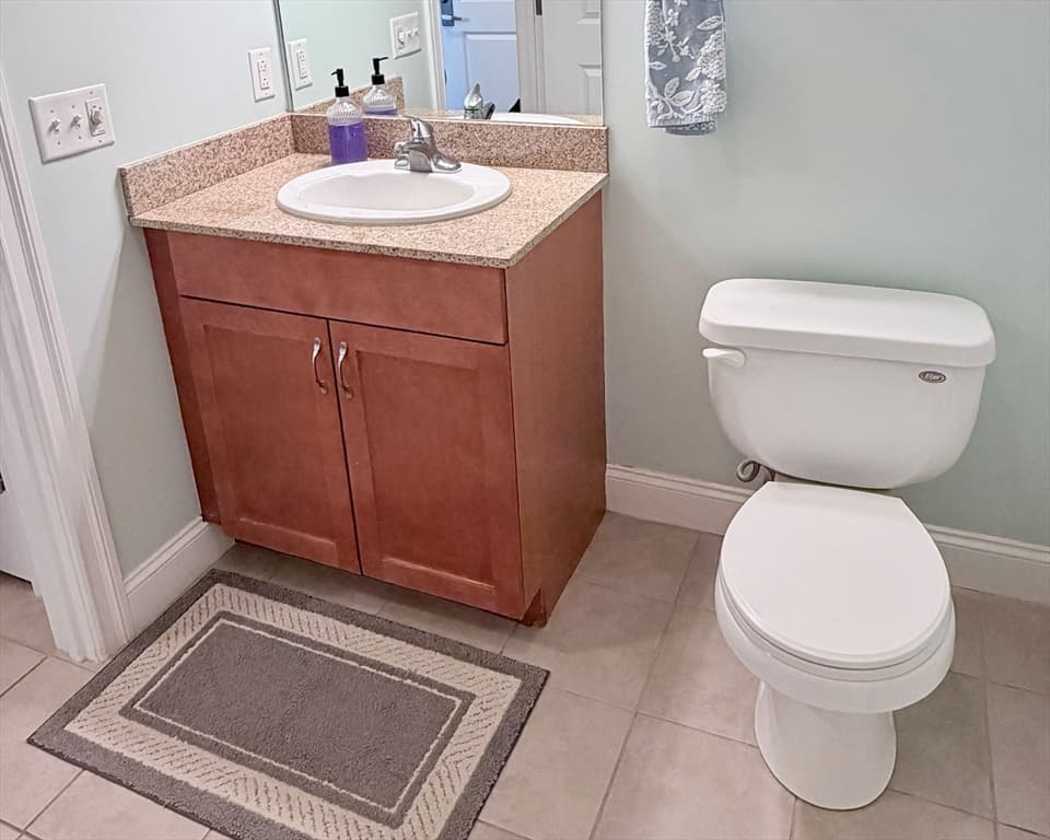 Condominium at 4 Harvest Dr # 323, North Andover MA 01845, North Andover, photo 17 of 23
