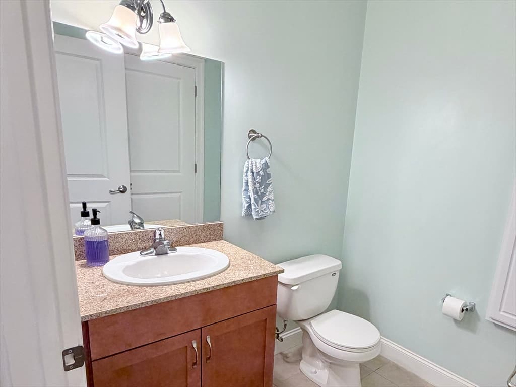 Condominium at 4 Harvest Dr # 323, North Andover MA 01845, North Andover, photo 16 of 23