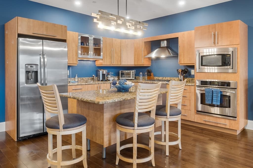 Condominium at 10 Ocean Ave # 109, Revere MA 02151, Revere, photo 11 of 21