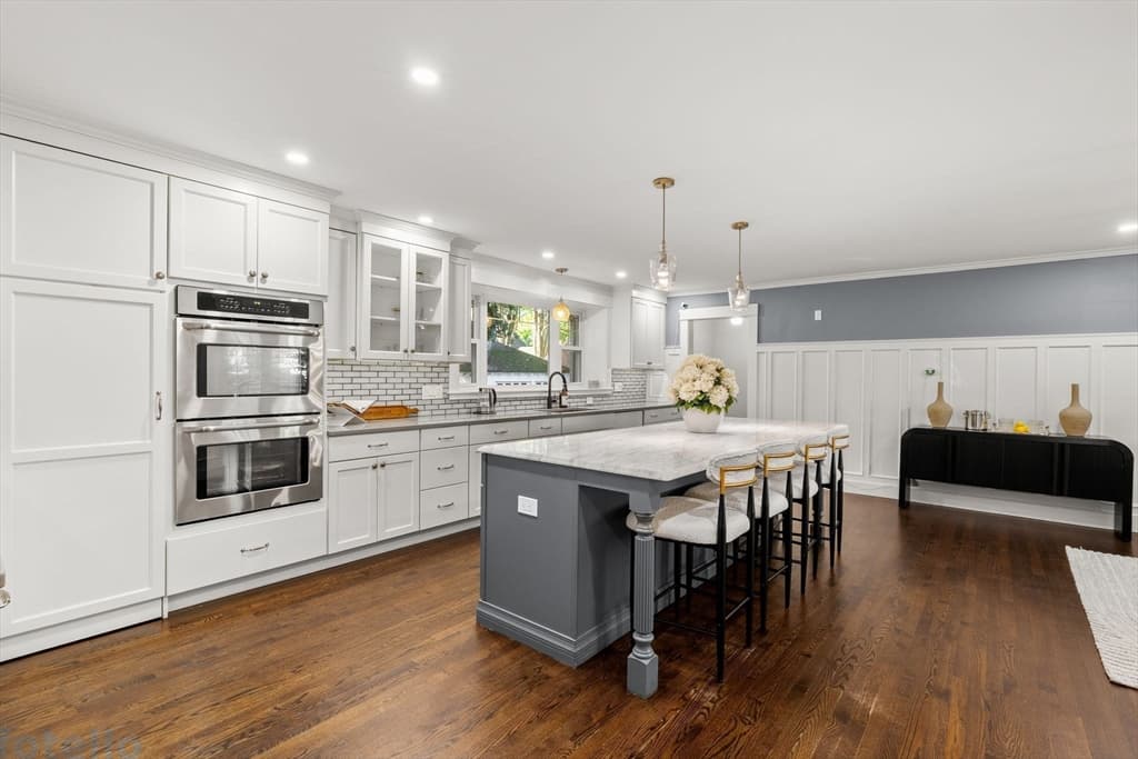 Single Family Residence at 138 Nichols St, Norwood MA 02062, Norwood, photo 9 of 42