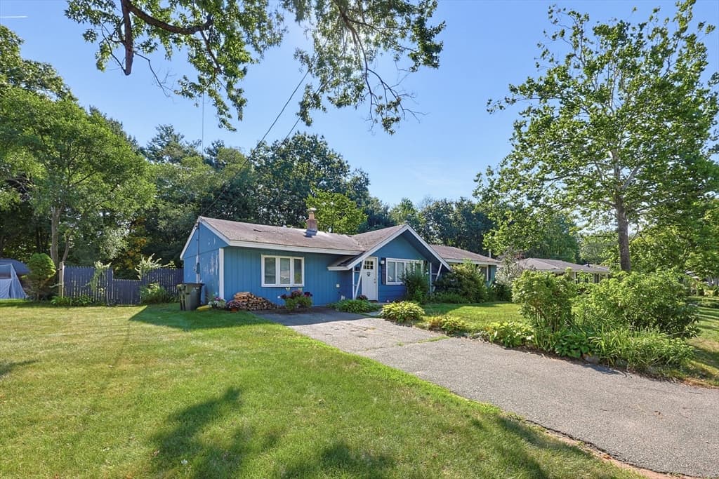 Single Family Residence at 36 Stella Rd, Bellingham MA 02019, Bellingham, photo 3 of 27