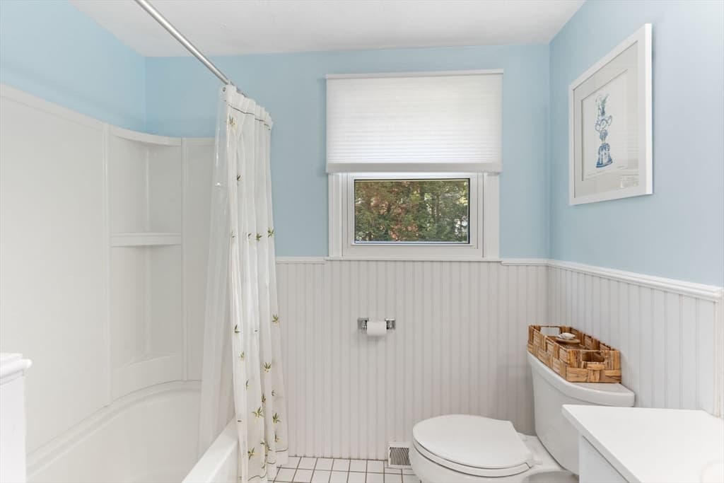 Single Family Residence at 8 Green St, Billerica MA 01821, Billerica, photo 18 of 28