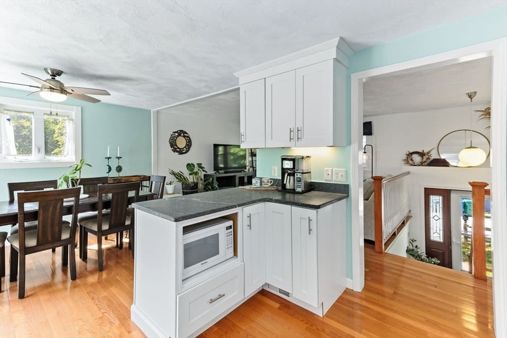Single Family Residence at 8 Green St, Billerica MA 01821, Billerica, photo 8 of 28