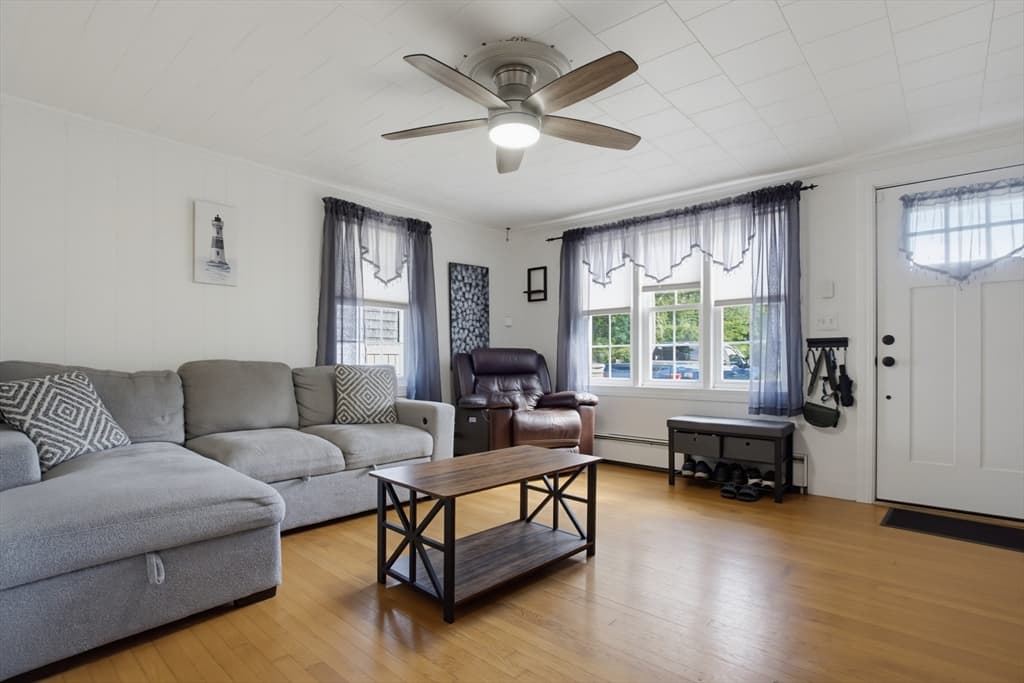 Single Family Residence at 46 W Shore Rd, Holbrook MA 02343, Holbrook, photo 4 of 23