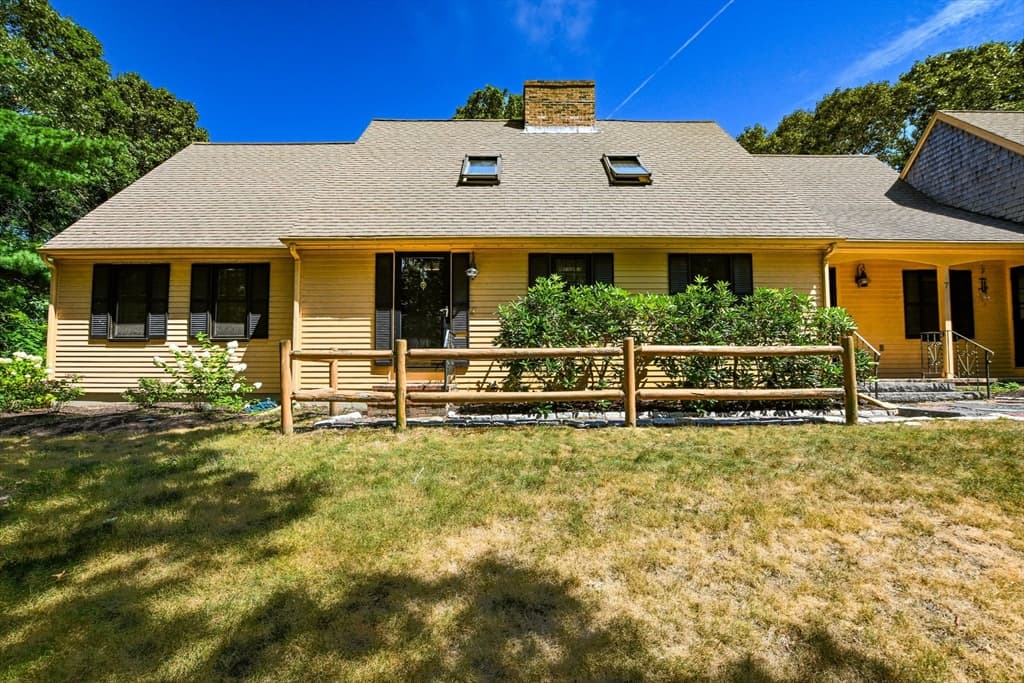 7 Village Drive, Sandwich MA 02537