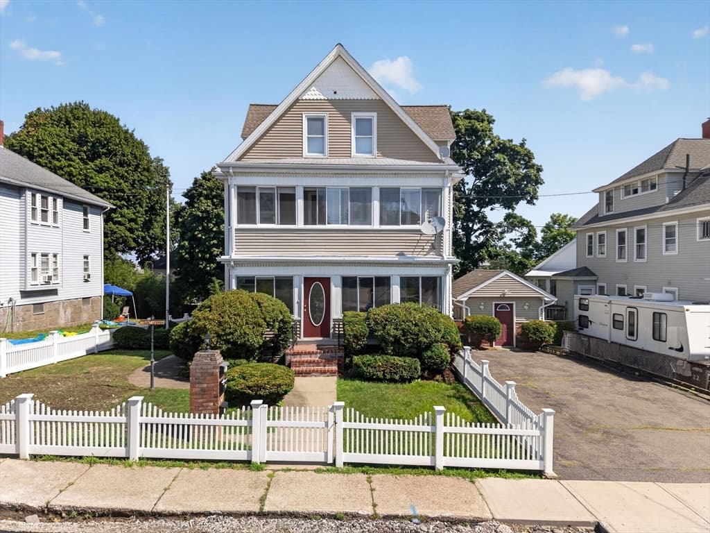 3 Family at 16 Bedford St, Quincy MA 02169, Quincy, photo 2 of 42