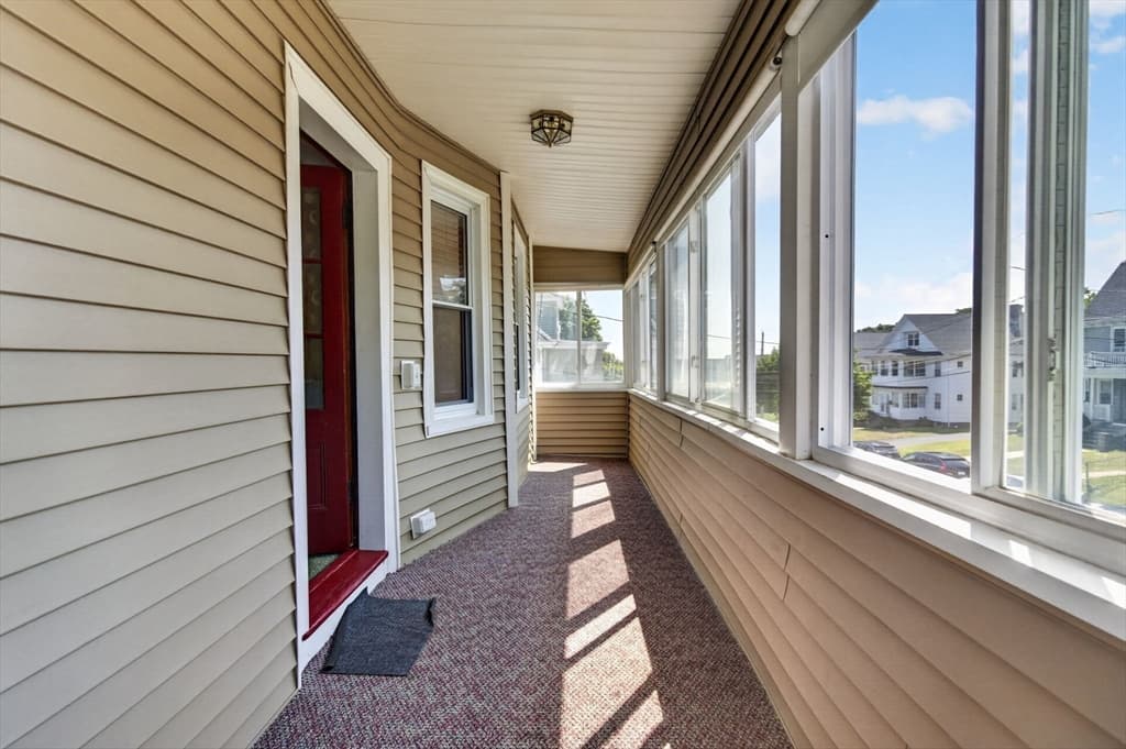 3 Family at 16 Bedford St, Quincy MA 02169, Quincy, photo 5 of 42