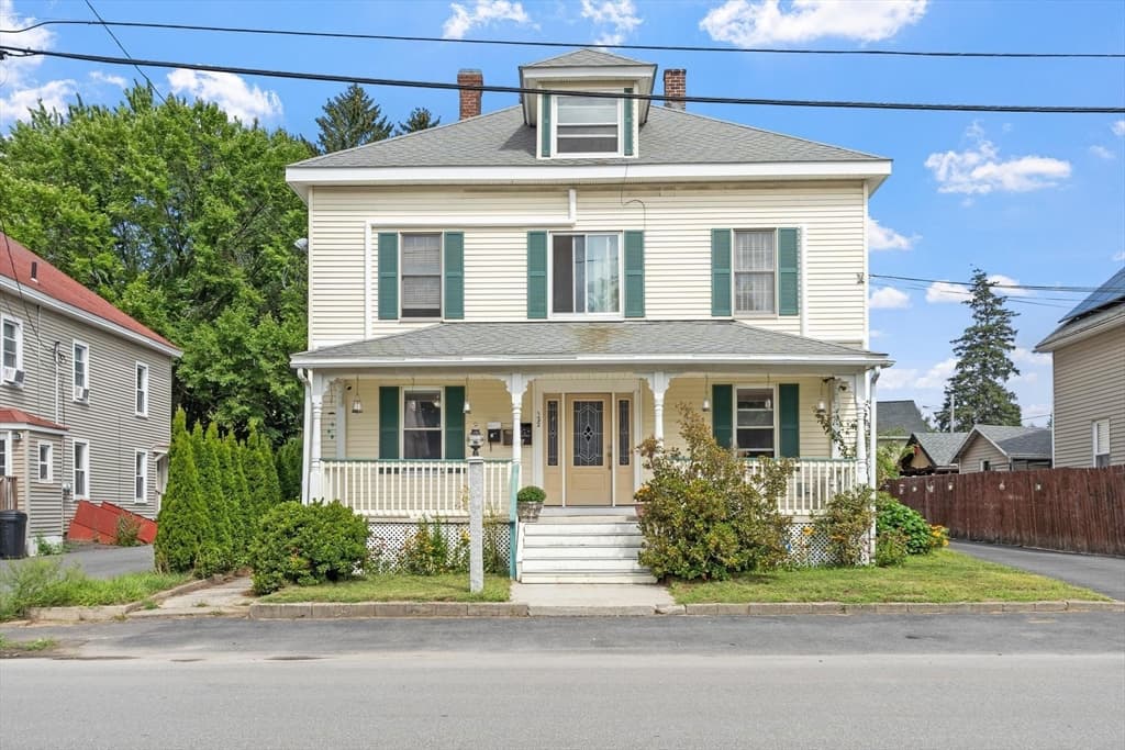 122 Lawrence, Clinton MA 01510