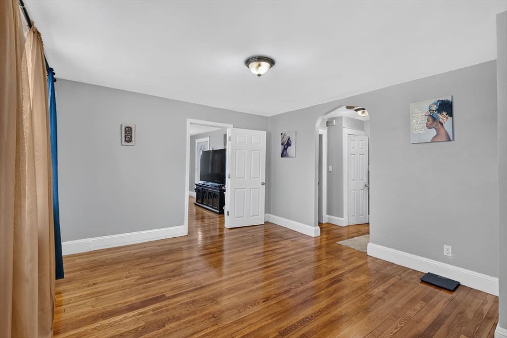 Single Family Residence at 73 Longwood Ave, Brockton MA 02301, Brockton, photo 6 of 25