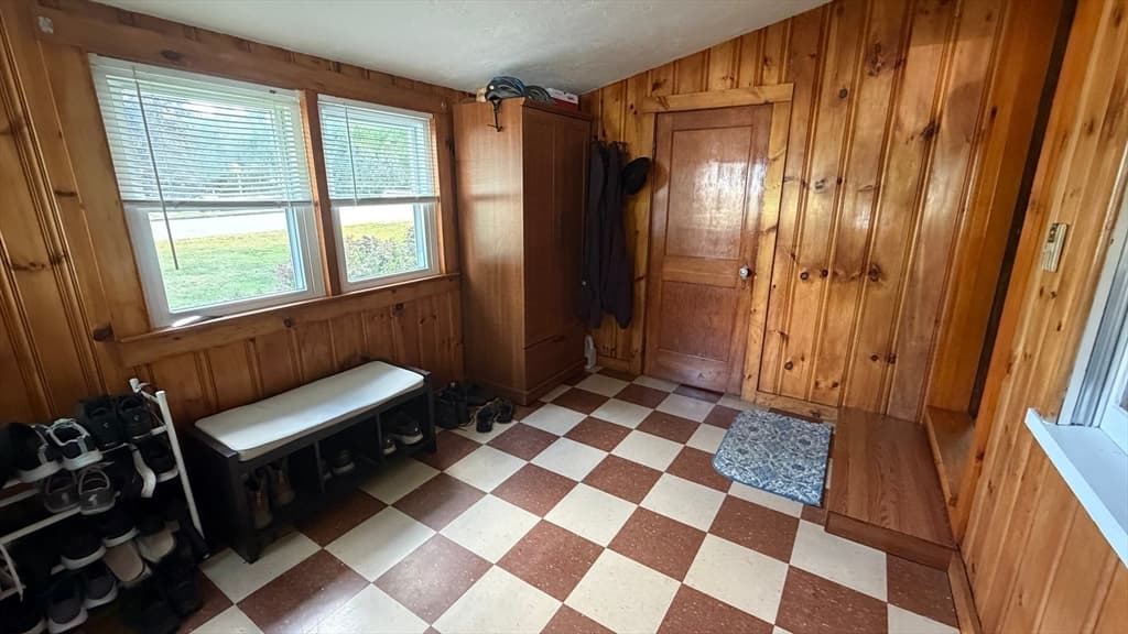 Single Family Residence at 142 W Main St, Spencer MA 01562, Spencer, photo 6 of 24