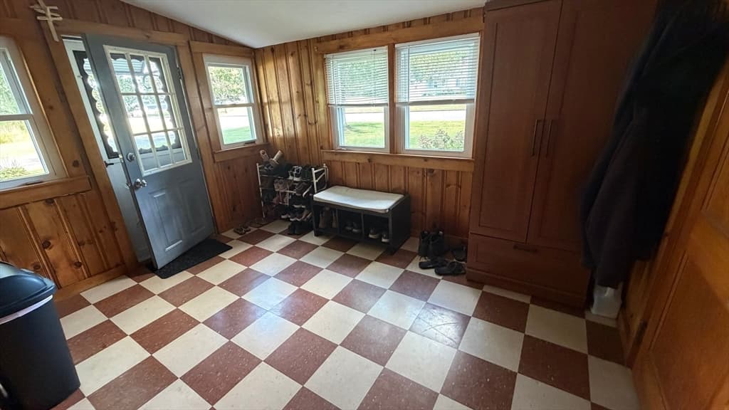 Single Family Residence at 142 W Main St, Spencer MA 01562, Spencer, photo 7 of 24