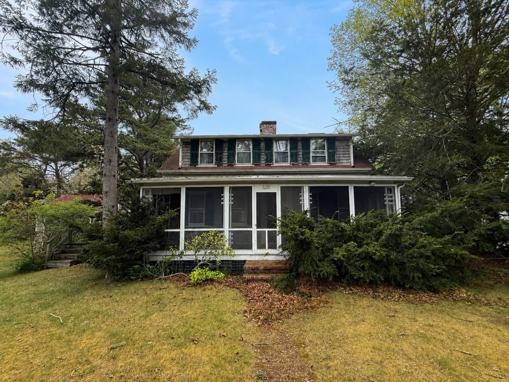 Single Family Residence at 18 Nickerson Dr, Barnstable MA 02635, Barnstable, photo 2 of 10